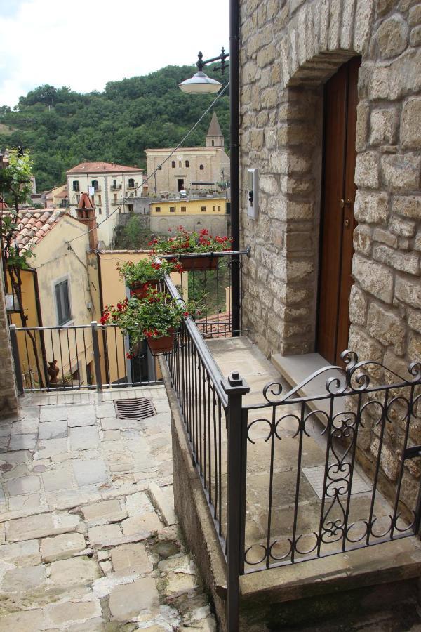 Casa Vacanze Sud E Magia Кастелмецано Екстериор снимка